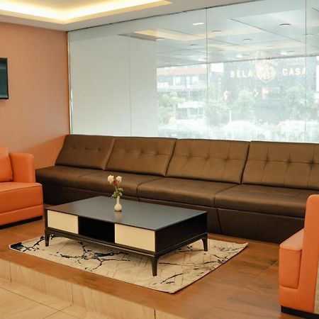 Esquina Residency Hotel Kochi Екстериор снимка