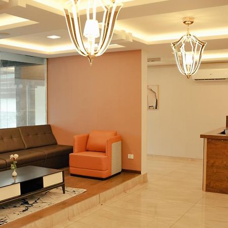Esquina Residency Hotel Kochi Екстериор снимка