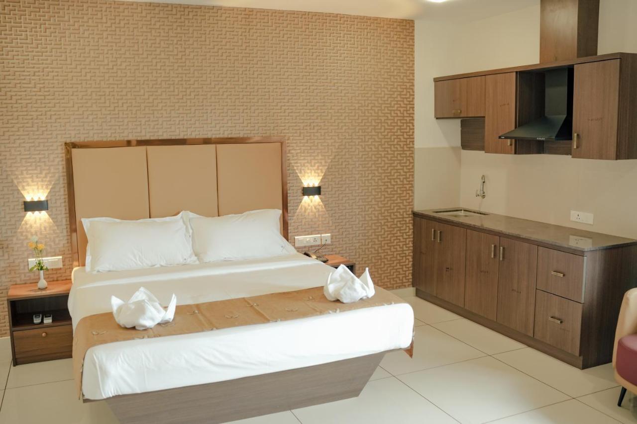 Esquina Residency Hotel Kochi Екстериор снимка