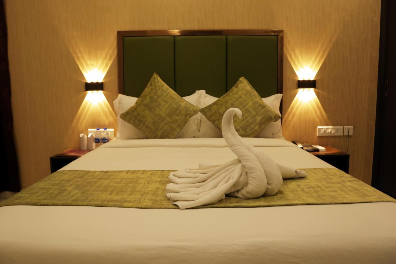 Esquina Residency Hotel Kochi Екстериор снимка